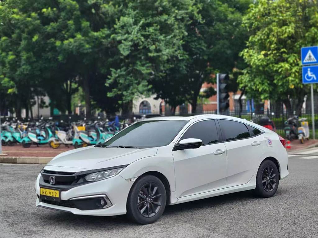 Honda Civic 2021 HATCHBACK 220TURBO Ручная