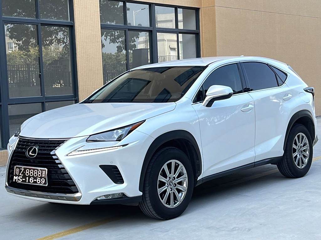 Lexus NX 2020 200   V