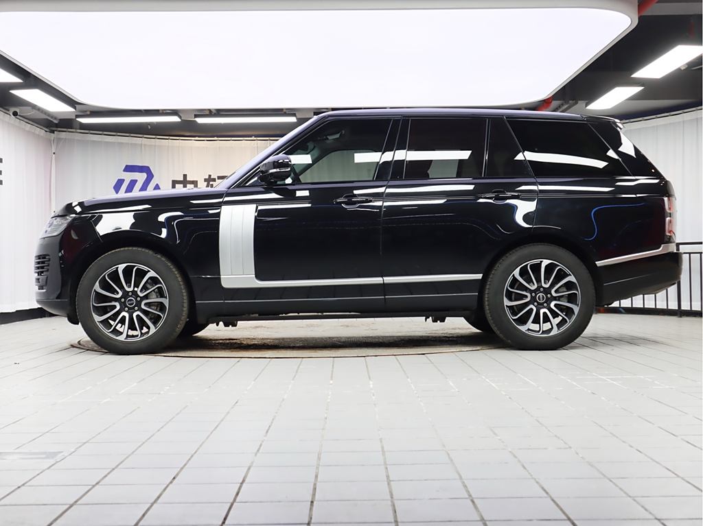 Range Rover 2022 3.0 L6 360PS