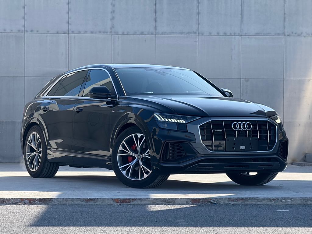 Audi Q8 2022 55 TFSI