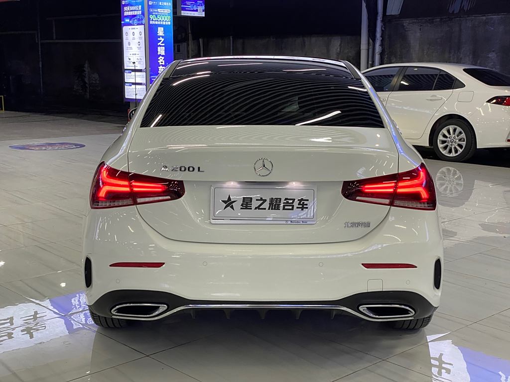 Mercedes-Benz A-Class 2019 A 200 L