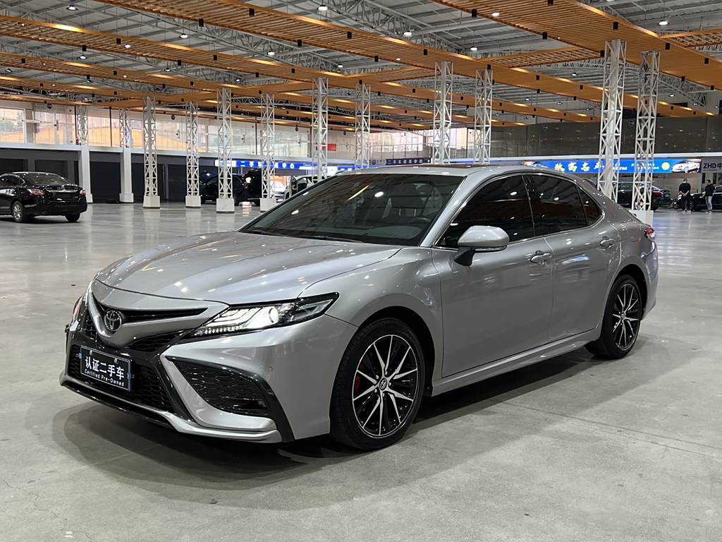 Toyota Camry 2021 2.5S