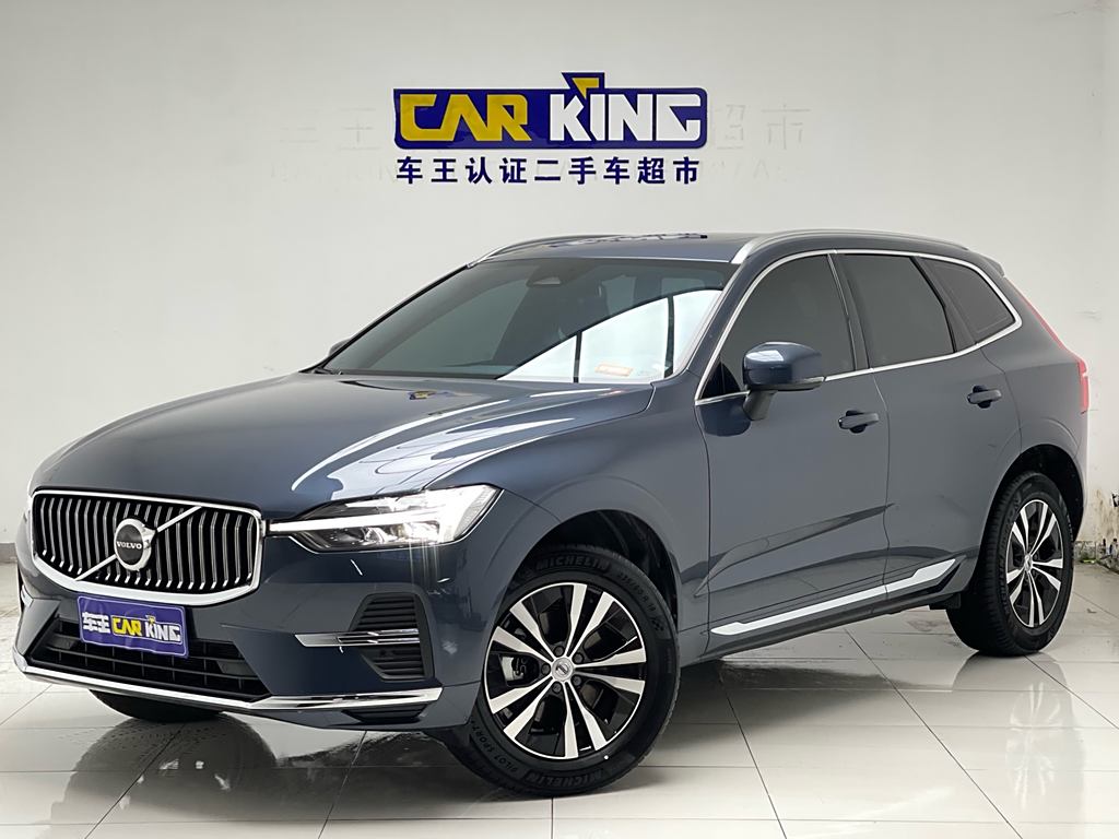 Volvo XC60 2023 B5  Полный привод