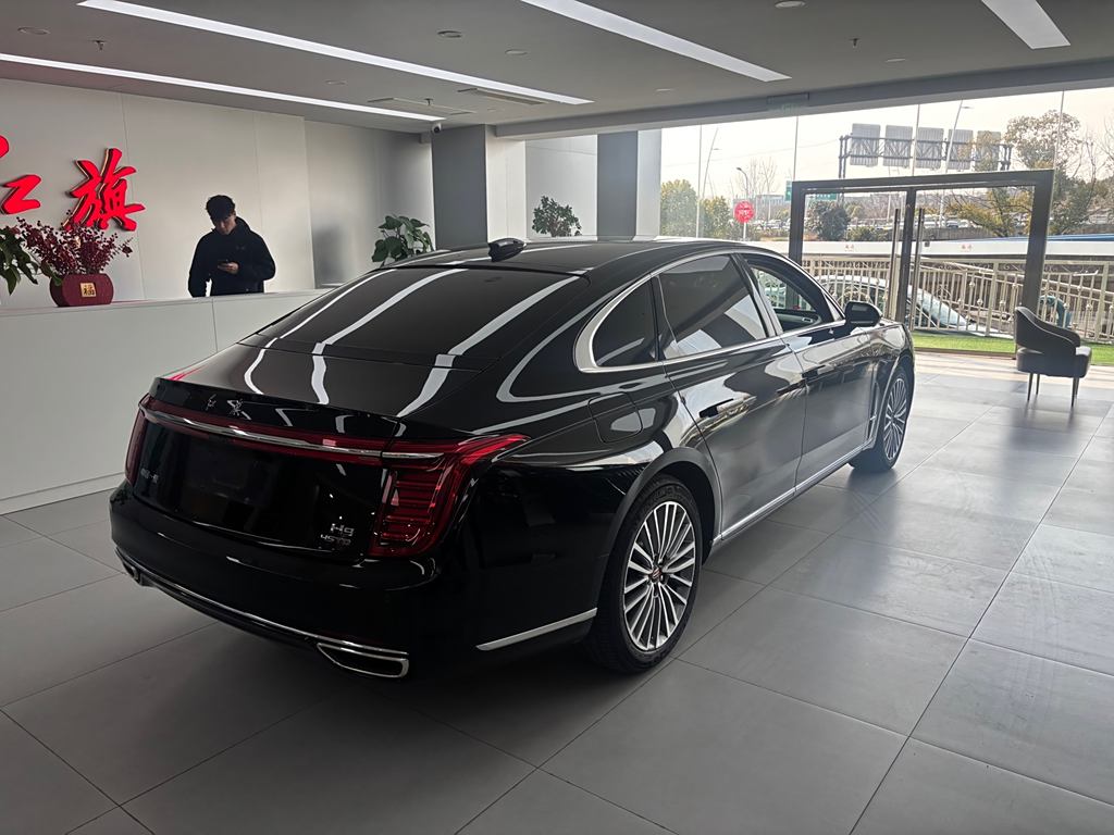 Hongqi H9 2022 2.0T