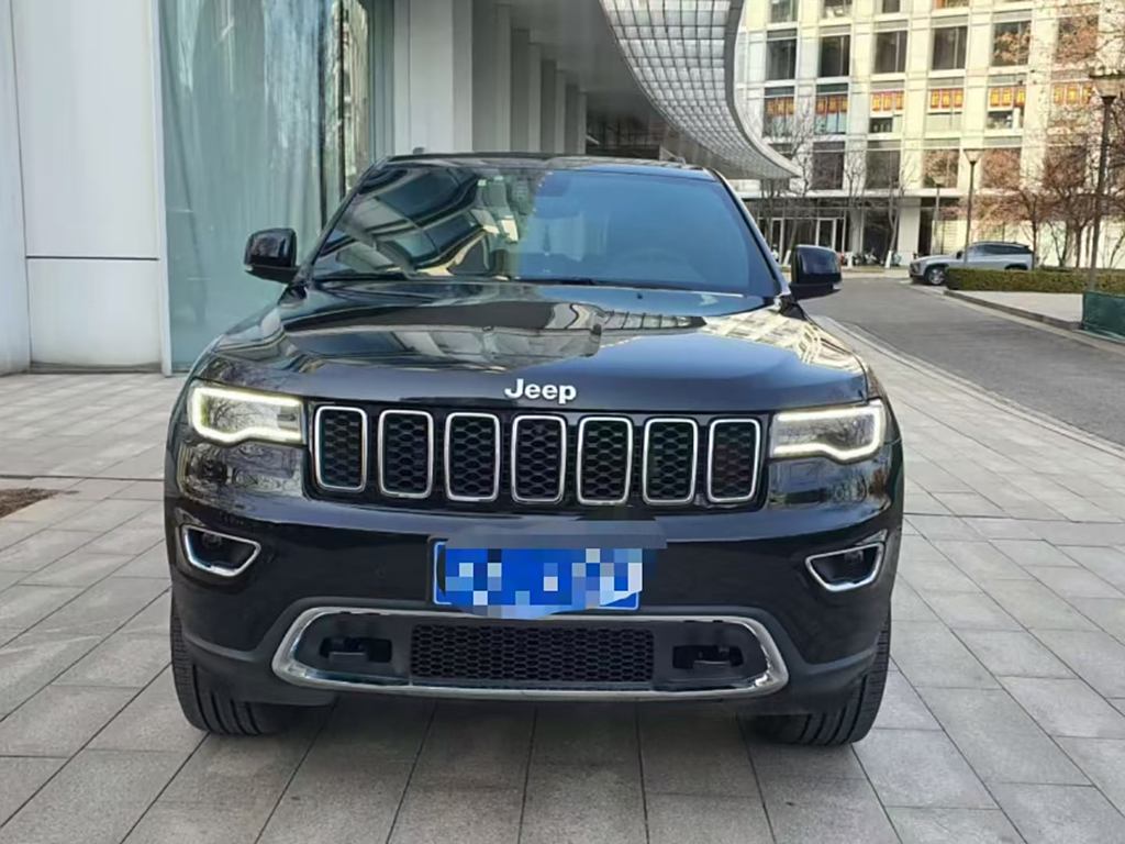 Jeep Grand Cherokee 2021 3.0L 80