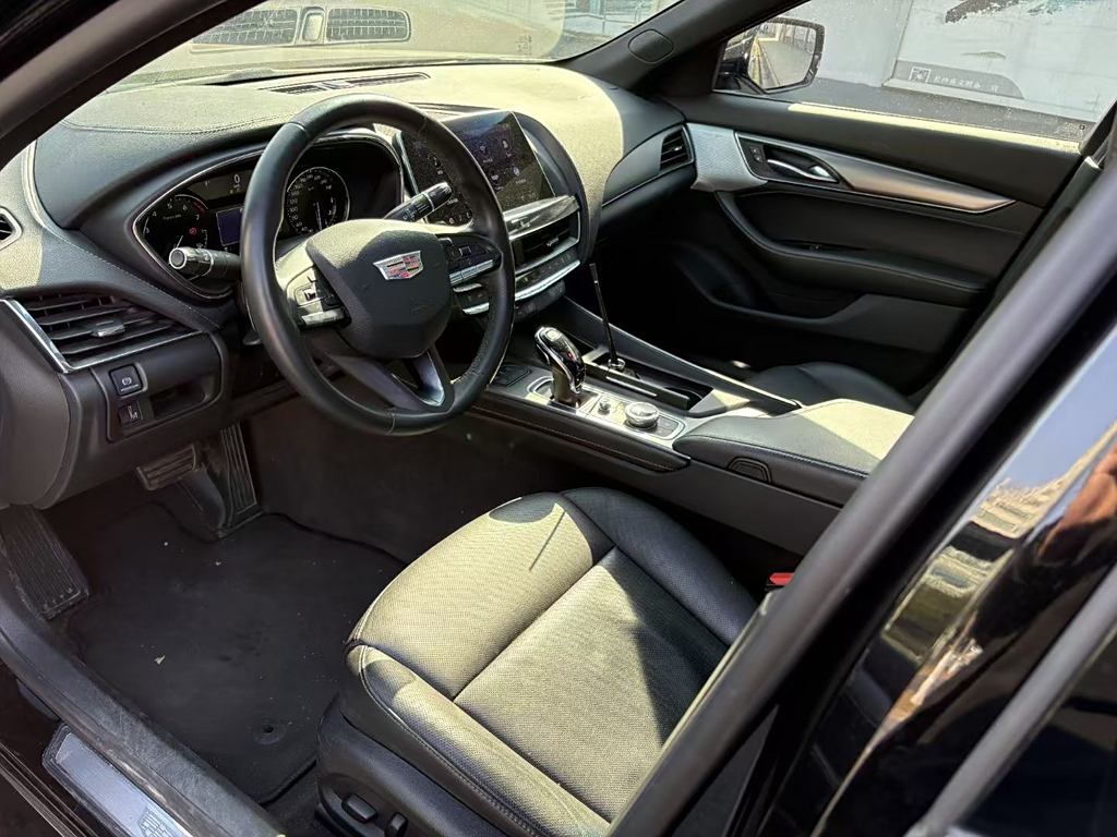 Cadillac CT5 2022 28T  Luxury