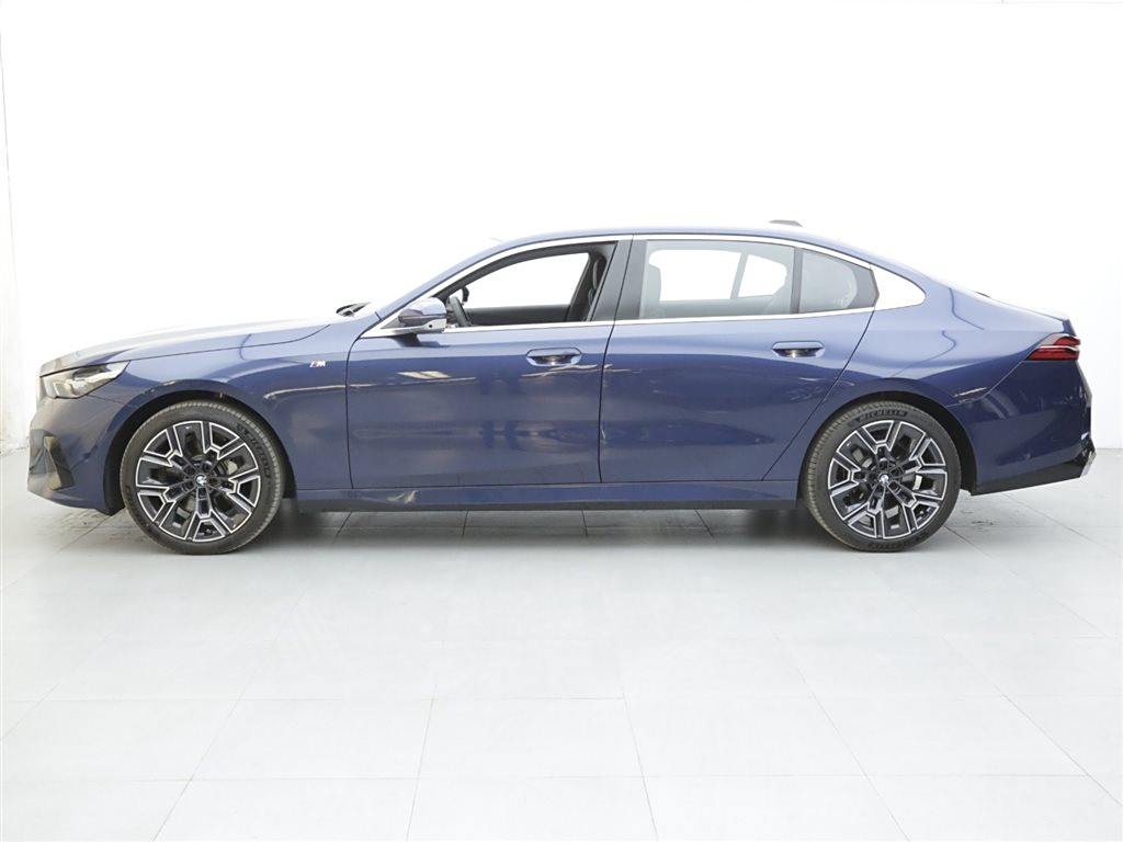 BMW 5 Series 2024 530Li  M Sport Package