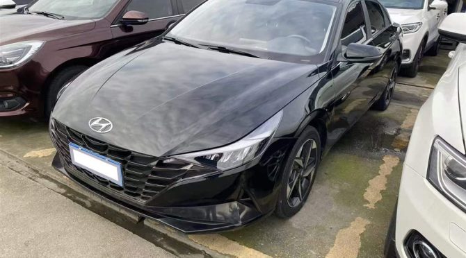 Elantra