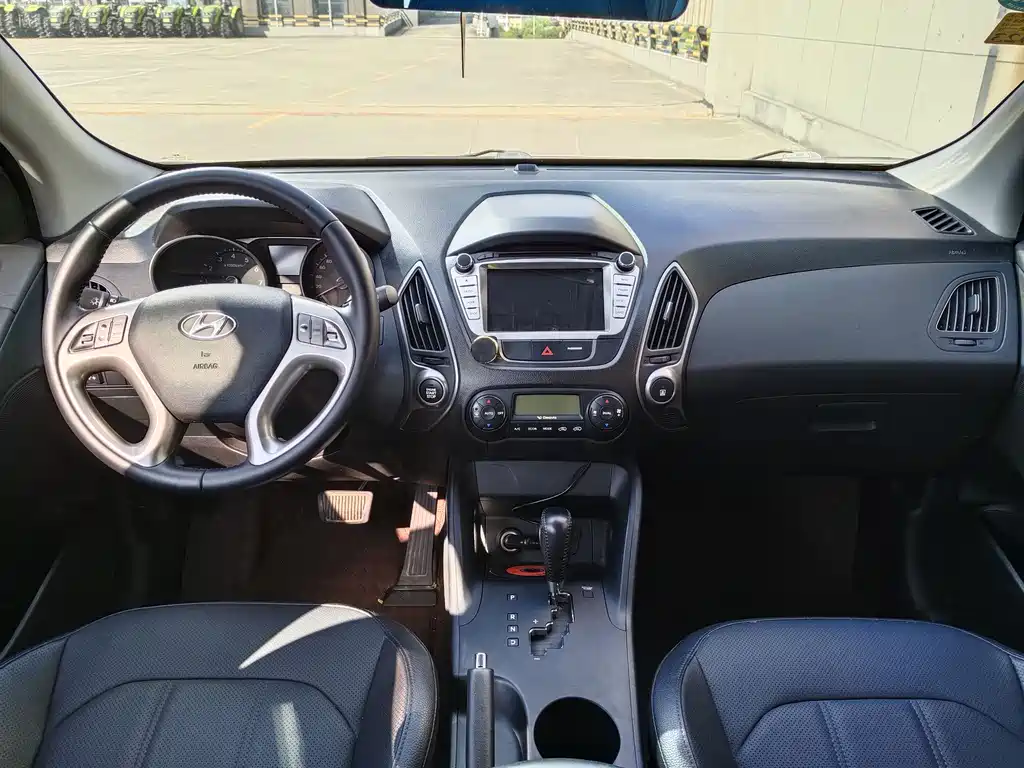 Beijing Hyundai ix35 2015 2.0L Automatic 2WD Intelligent Edition China IV