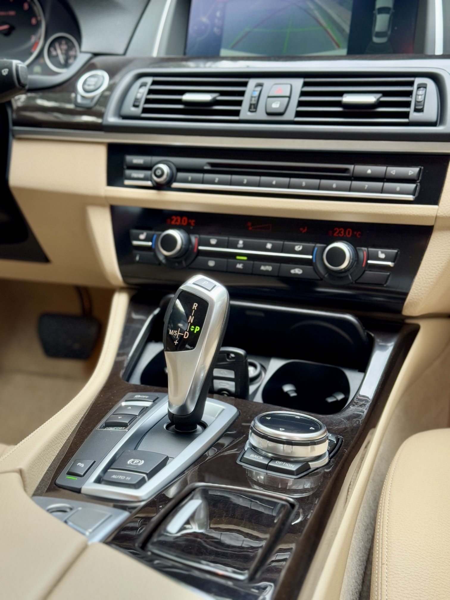 BMW 5 Series 2014 530Li Leading Edition