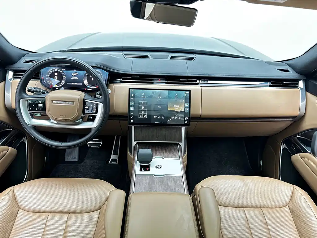 Range Rover 2024 3.0 L6 360PS SE