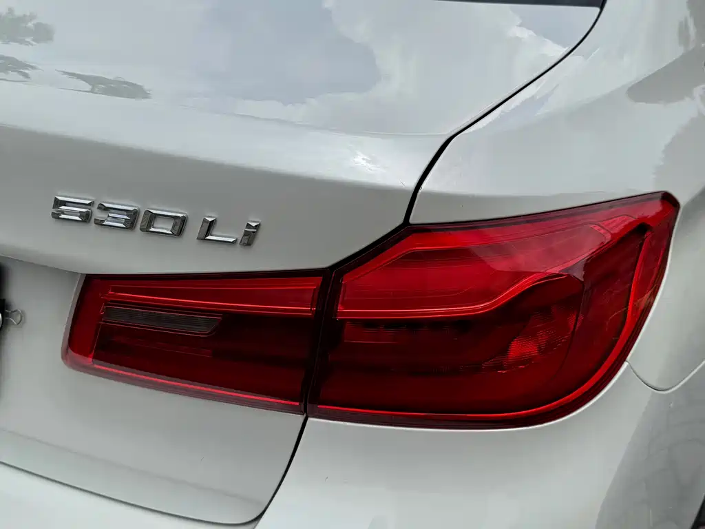 BMW 5 Series 2019 Facelift 530Li Leading Edition M Sport Package