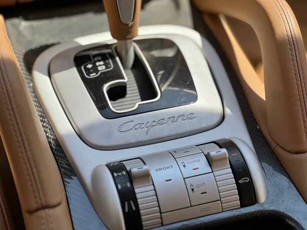 Porsche Cayenne 2008 Cayenne GTS 4.8L