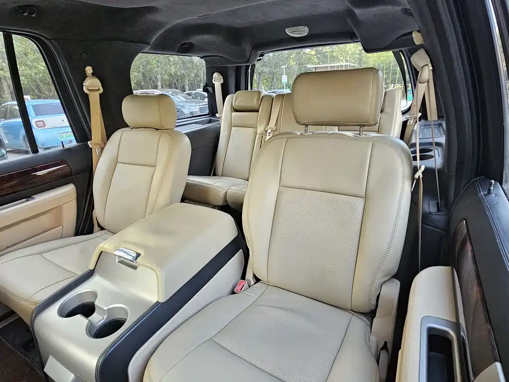 Lincoln Navigator 2005 5.4L