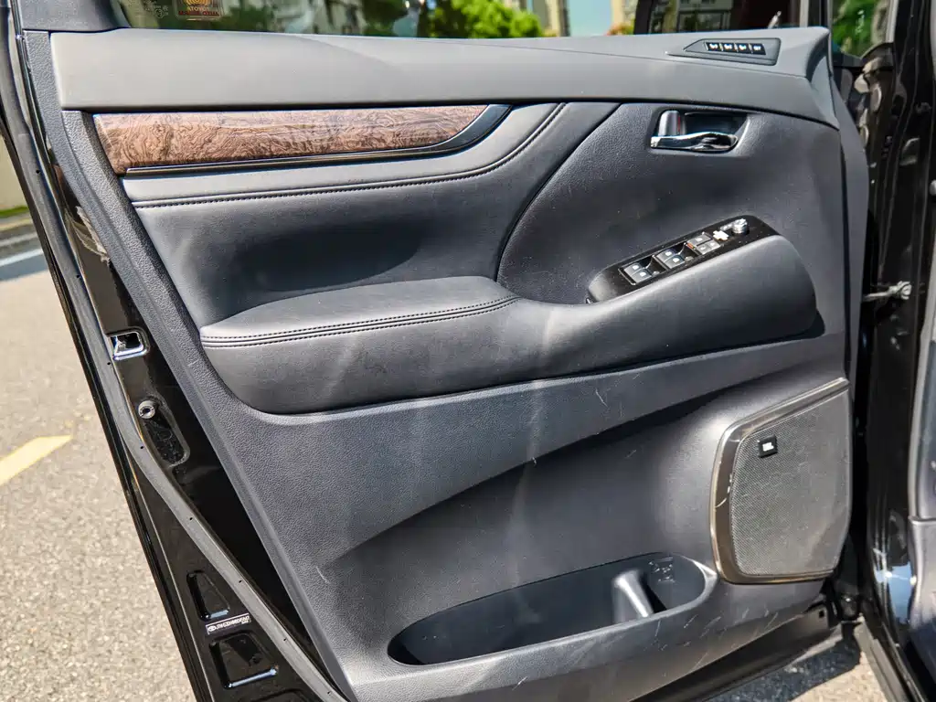 Toyota Vellfire 2021 Crown Hybrid 2.5L HV Premium Edition
