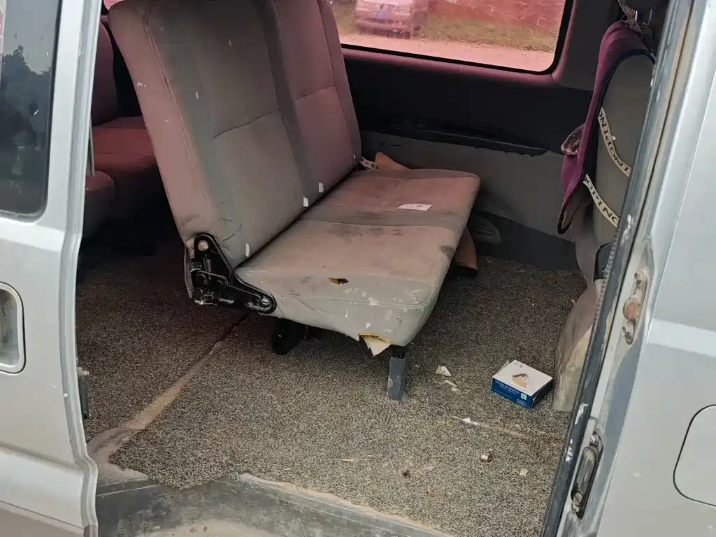 Dongfeng Lingzhi V3 2016 1.5L 7-Seater Standard Edition China V