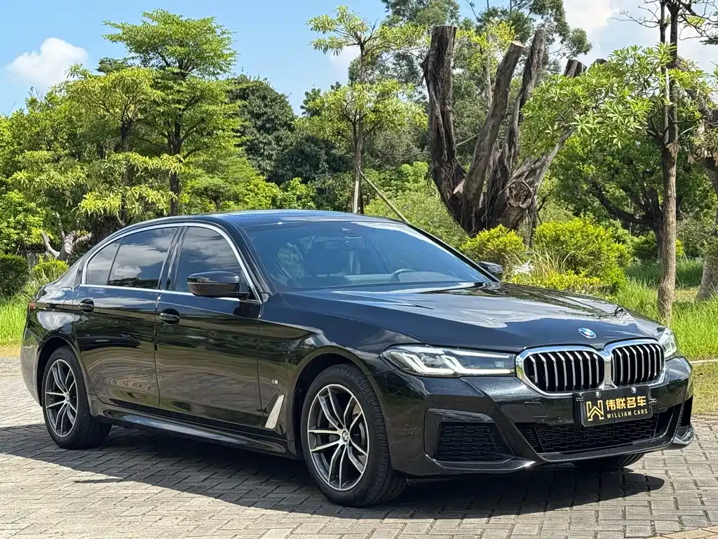 BMW 5 Series 2022 Facelift 525Li M Sport Package - фото 3