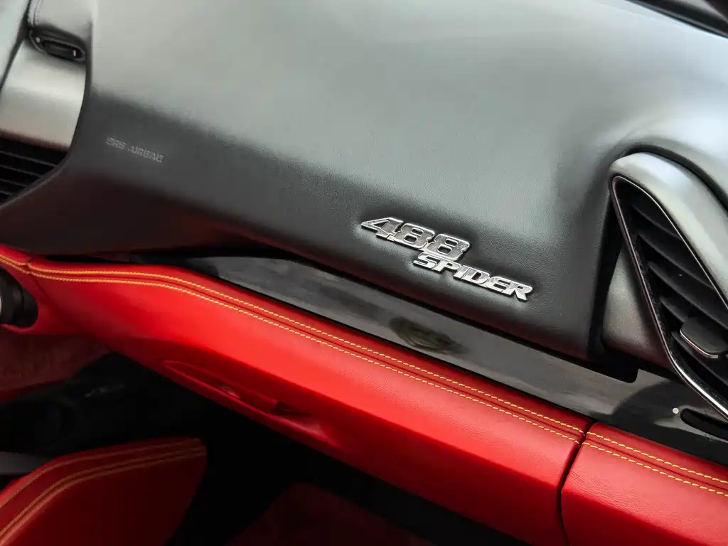 Ferrari 488 Spider