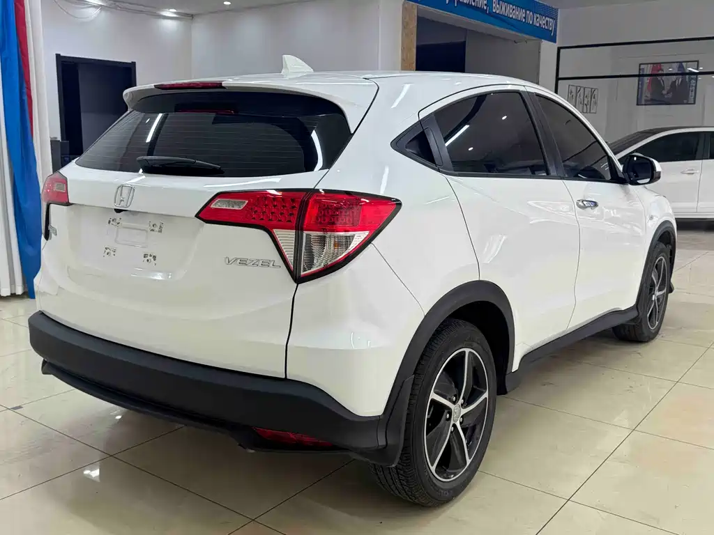 Honda Vezel 2022 1.5L CVT Phantom Night Pioneer Edition