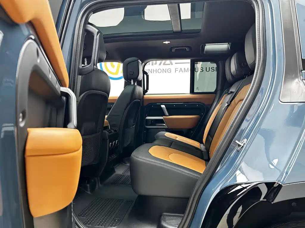 Land Rover Defender 2024 110 3.0T P400 X-Dynamic HSE