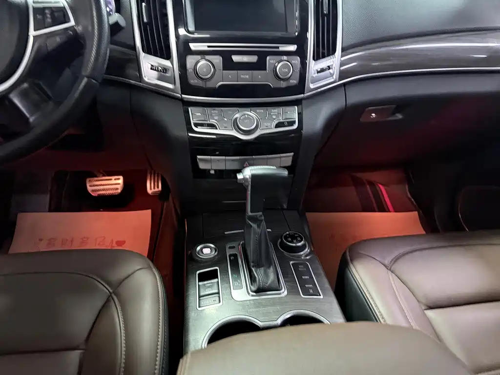 Haval H9 2016 2.0T AWD Luxury 7-Seater