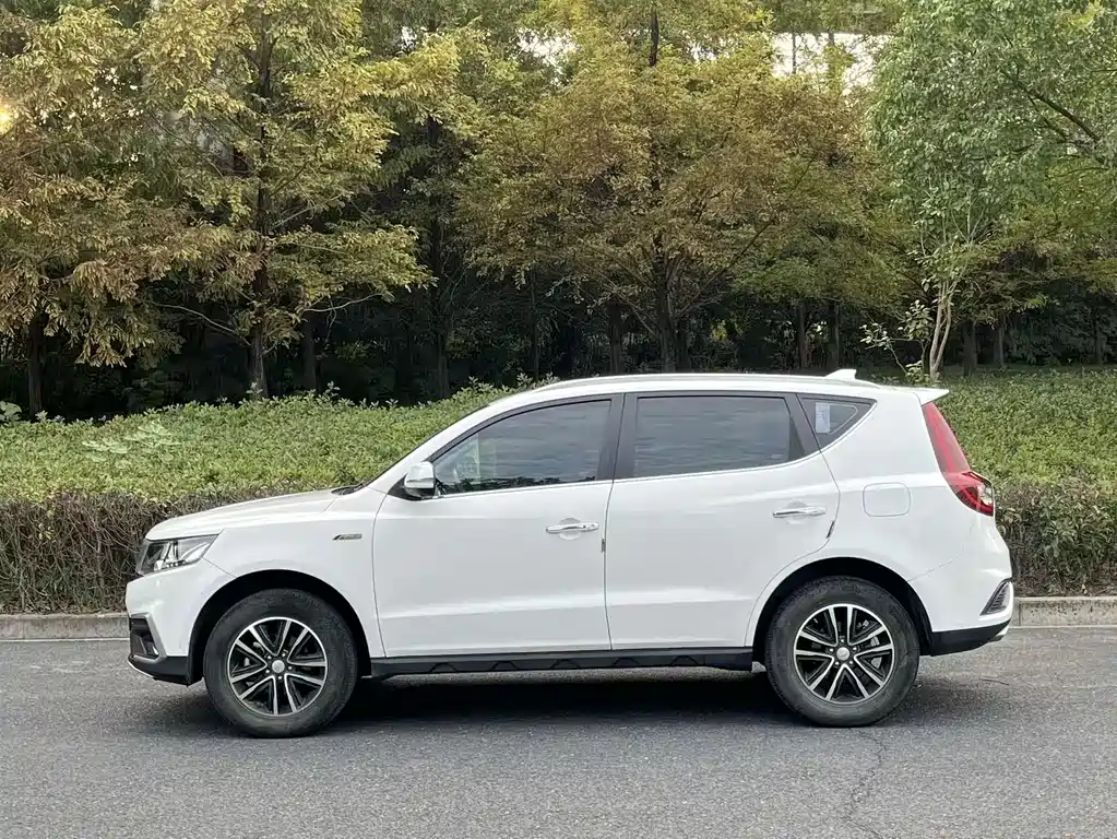 Geely Vision X6 2018 1.4T CVT 4G Connect Flagship Edition