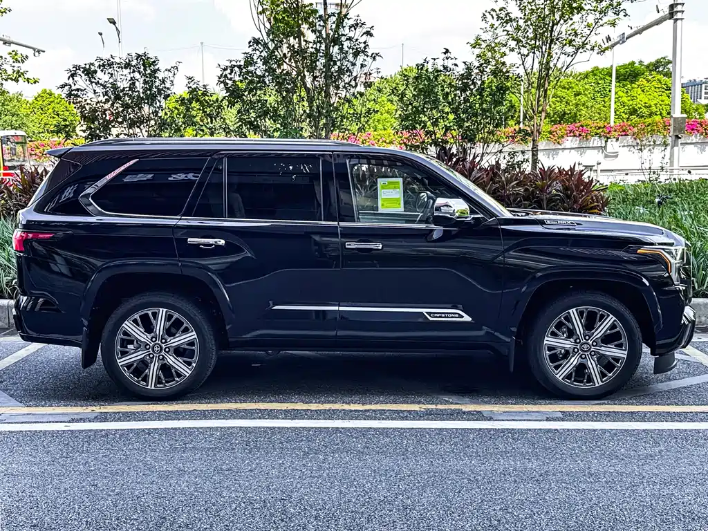 2025 Toyota Sequoia 3.4T Automatic