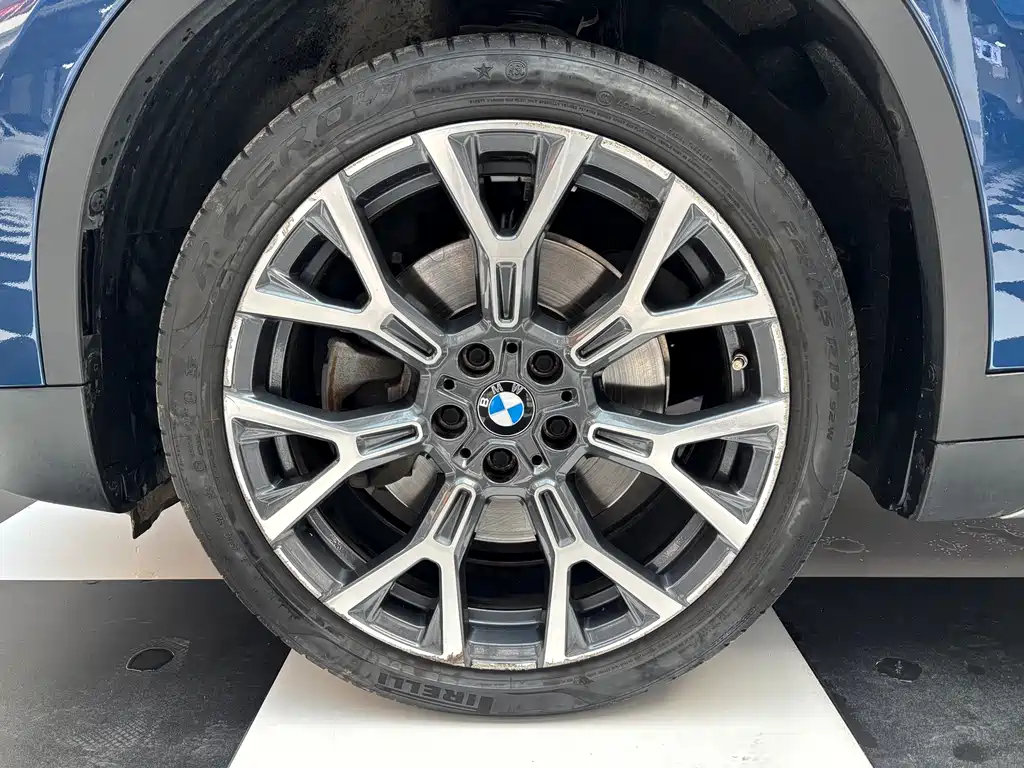 BMW X1 2021 xDrive25Li Exclusive Edition - фото 4