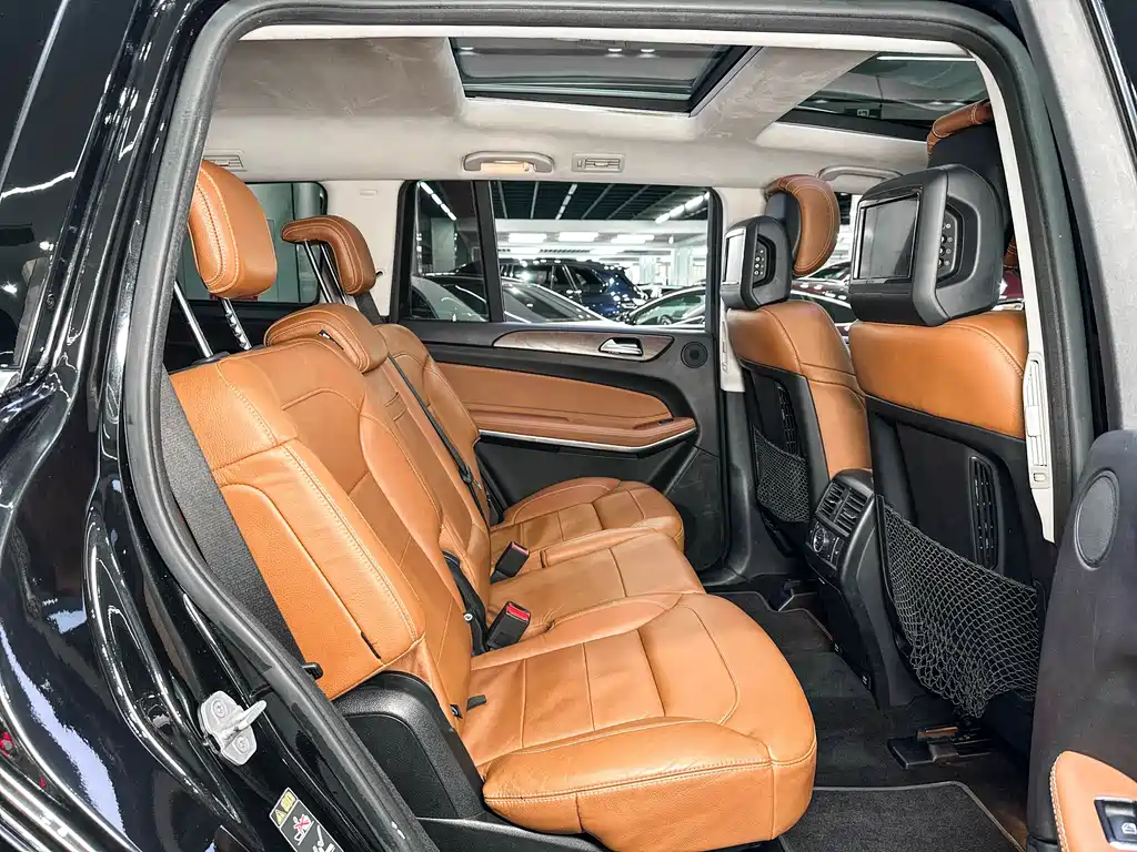 Mercedes-Benz GLS 500 4MATIC