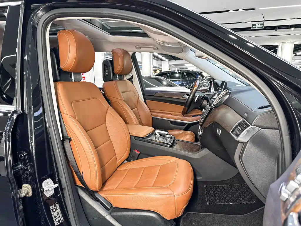 Mercedes-Benz GLS 500 4MATIC