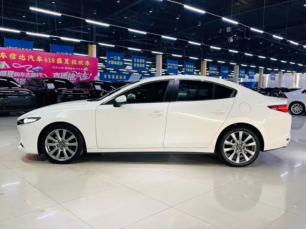 Mazda 3 Axela 2023 2.0L Automatic Zhizhen Edition