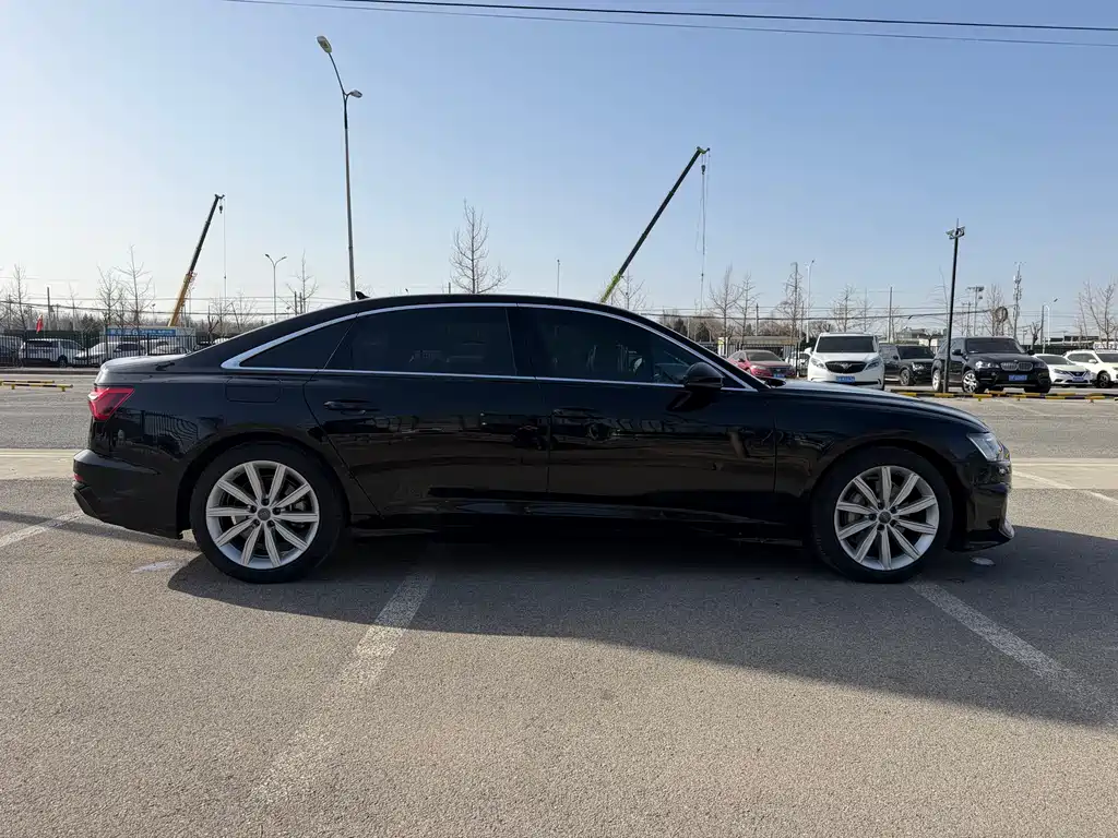 Audi A6L 2022 45 TFSI Zhenxuan Dynamic Edition