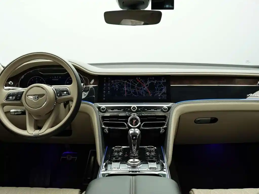 Bentley Flying Spur 2024 4.0T V8 Azure