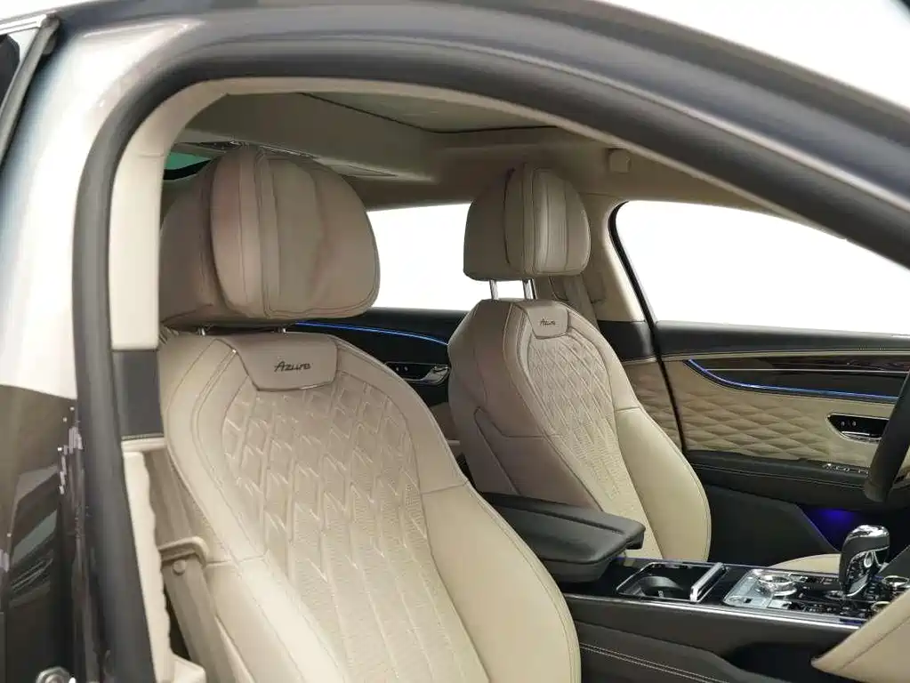 Bentley Flying Spur 2024 4.0T V8 Azure