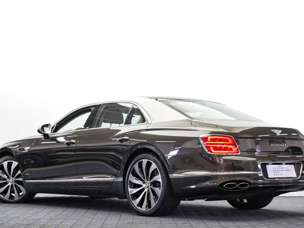 Bentley Flying Spur 2024 4.0T V8 Azure