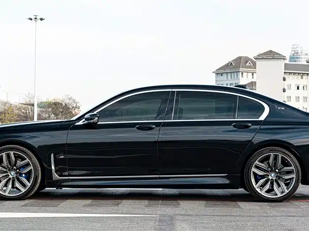 BMW 7 Series 2019 740Li xDrive Executive M Sport Package