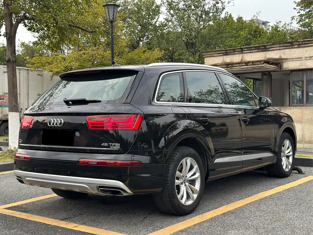 Audi Q7 2016 45 TFSI Technik