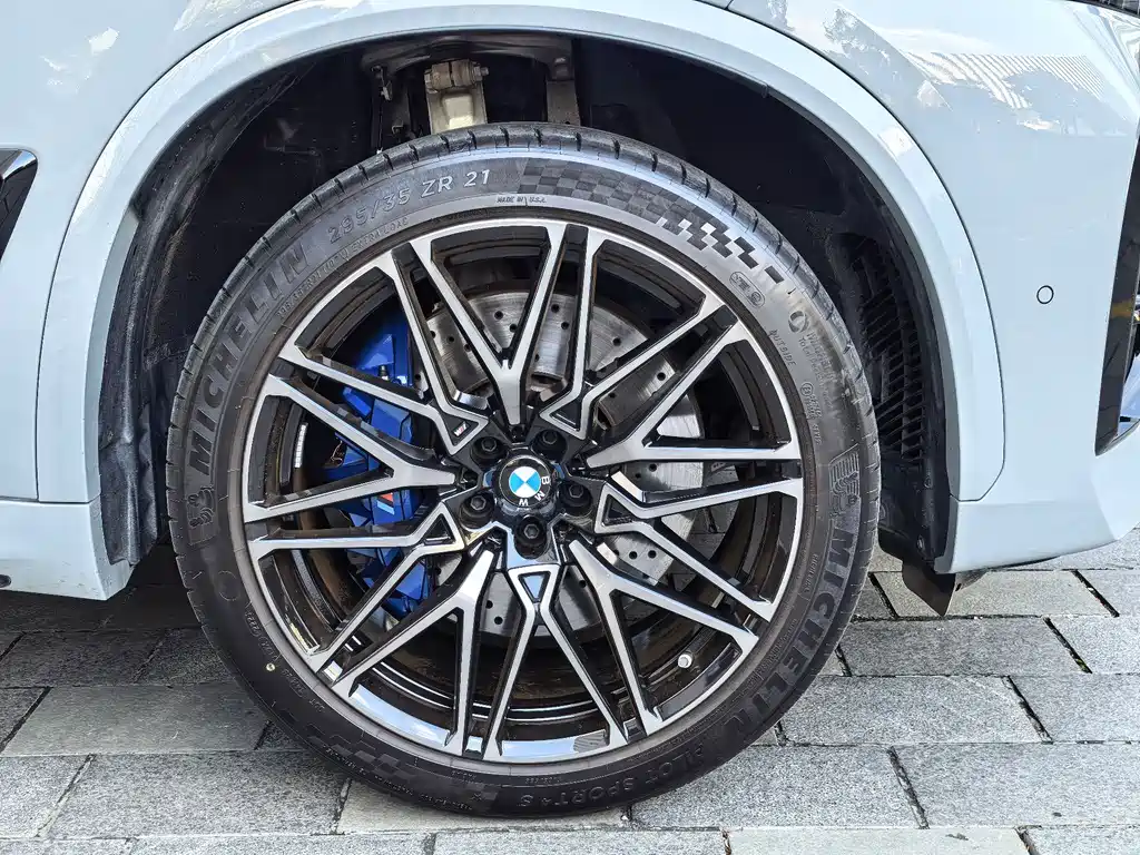 BMW X5 M 2023 X5 M Competition - фото 4