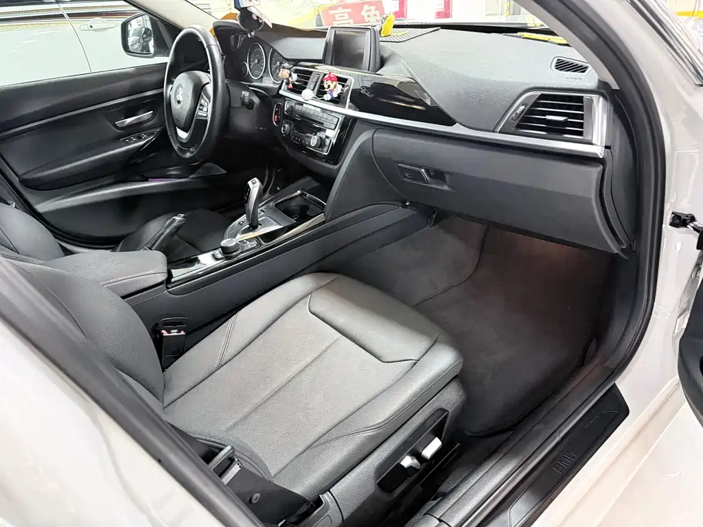 BMW 3 Series 2016 320Li Entry Edition - фото 20