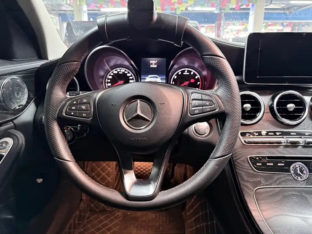 Mercedes-Benz C-Class 2015 Facelift C 200 L Sport