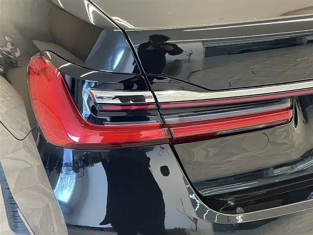 BMW 7 Series 2016 730Li Leading Edition - фото 10