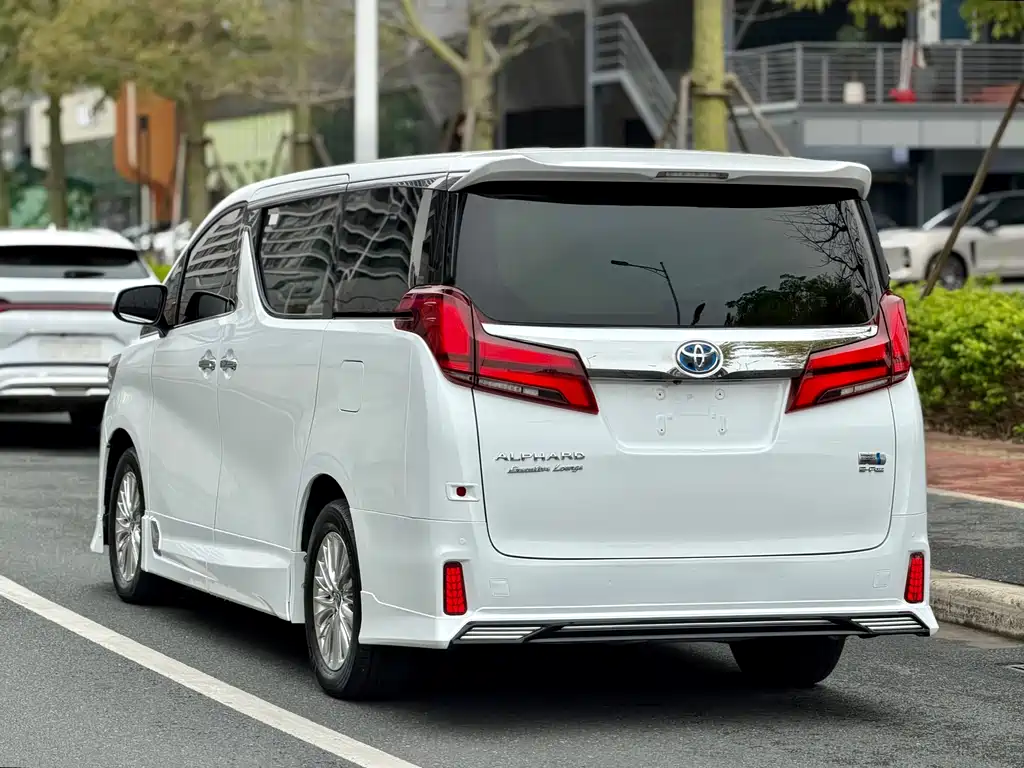 Toyota Alphard 2019 Hybrid 2.5L Premium Edition
