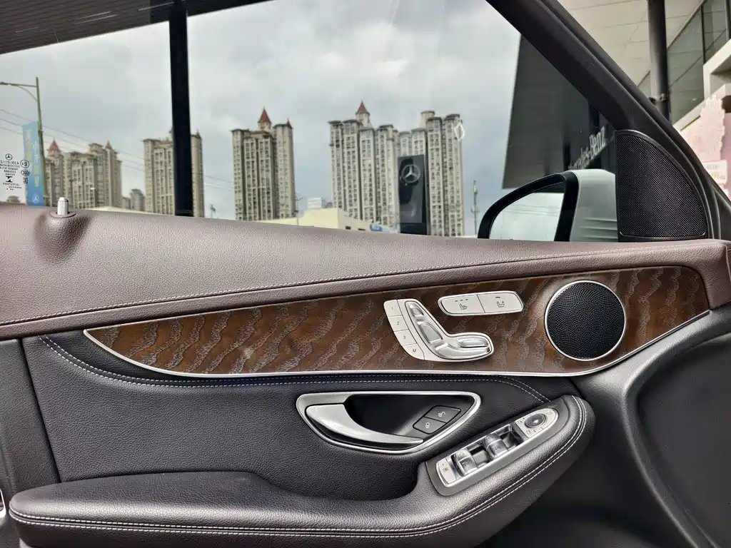 Mercedes-Benz GLC 2020 GLC 300 L 4MATIC Dynamic