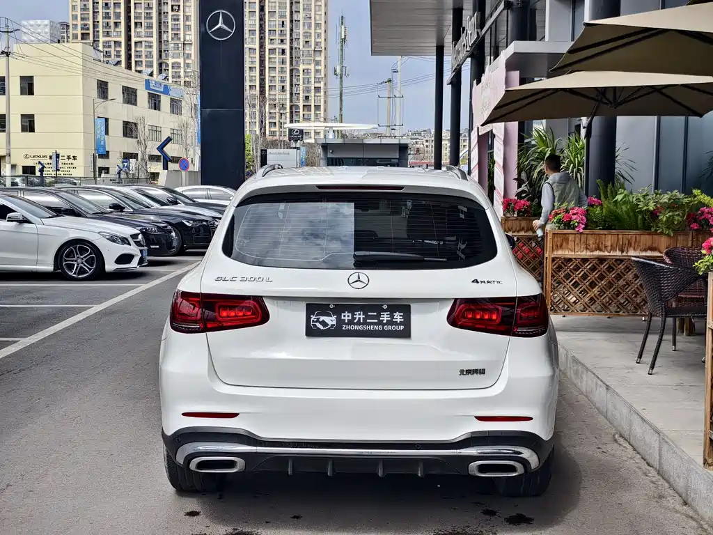 Mercedes-Benz GLC 2020 GLC 300 L 4MATIC Dynamic