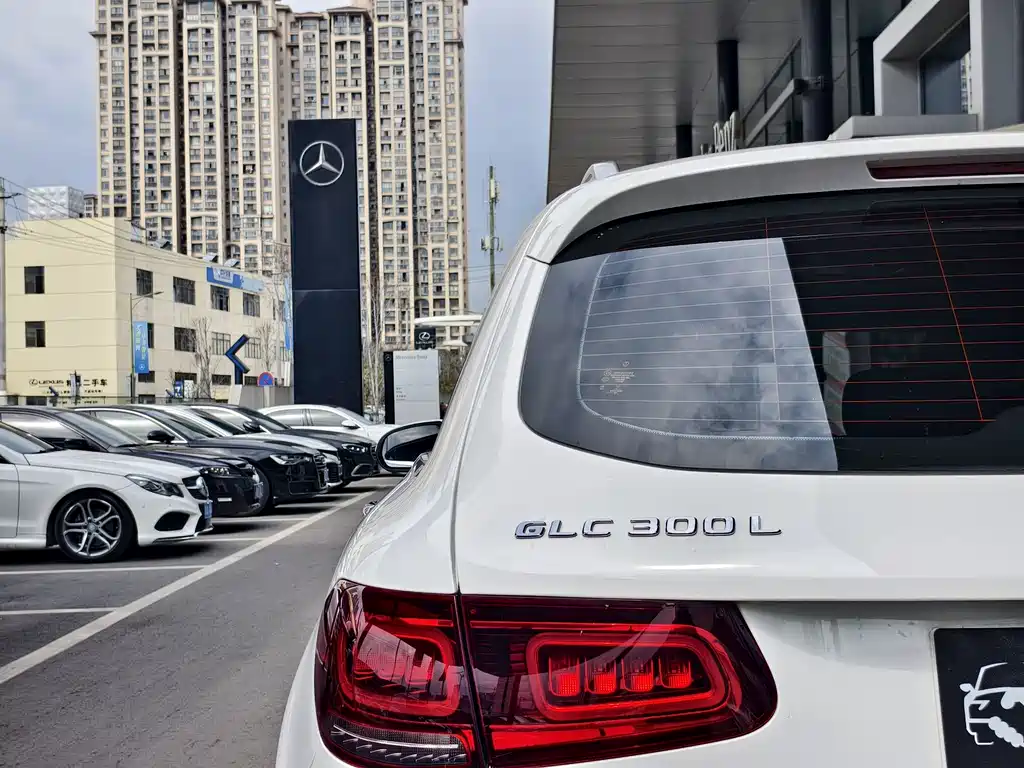 Mercedes-Benz GLC 2020 GLC 300 L 4MATIC Dynamic