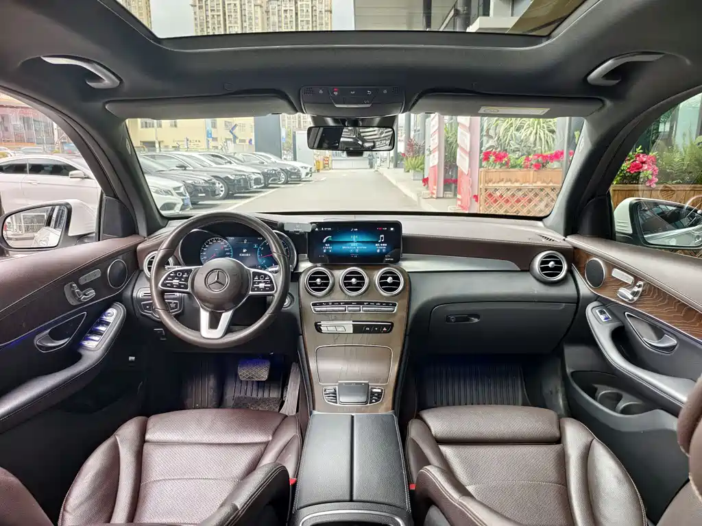 Mercedes-Benz GLC 2020 GLC 300 L 4MATIC Dynamic