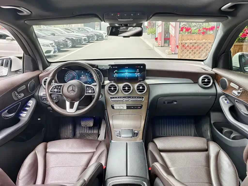 Mercedes-Benz GLC 2020 GLC 300 L 4MATIC Dynamic