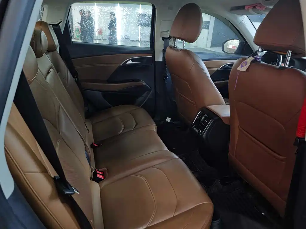 Borgward BX7