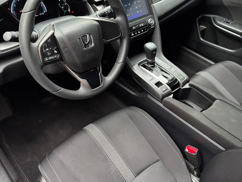 Honda Civic 2021 HATCHBACK 220TURBO CVT Elite Edition