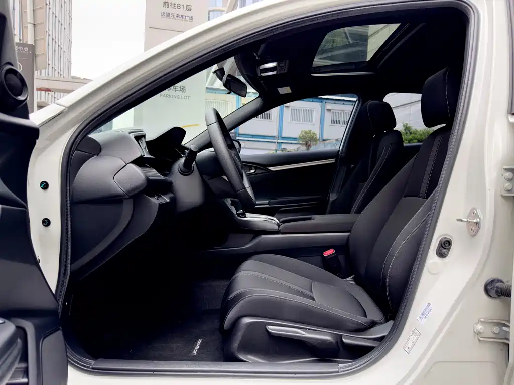 Honda Civic 2021 HATCHBACK 220TURBO CVT Elite Edition